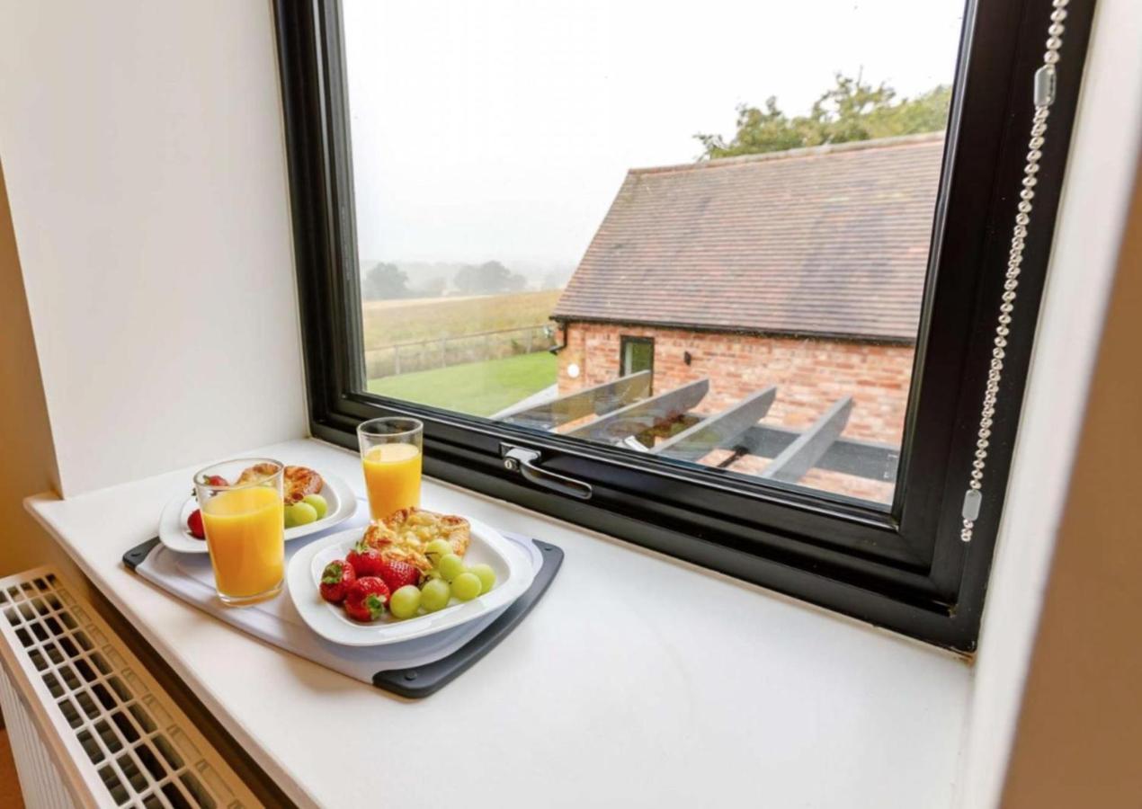 Coughton Fawn Cottage Disabled Adapted 3 Bedroom Hot Tub מראה חיצוני תמונה