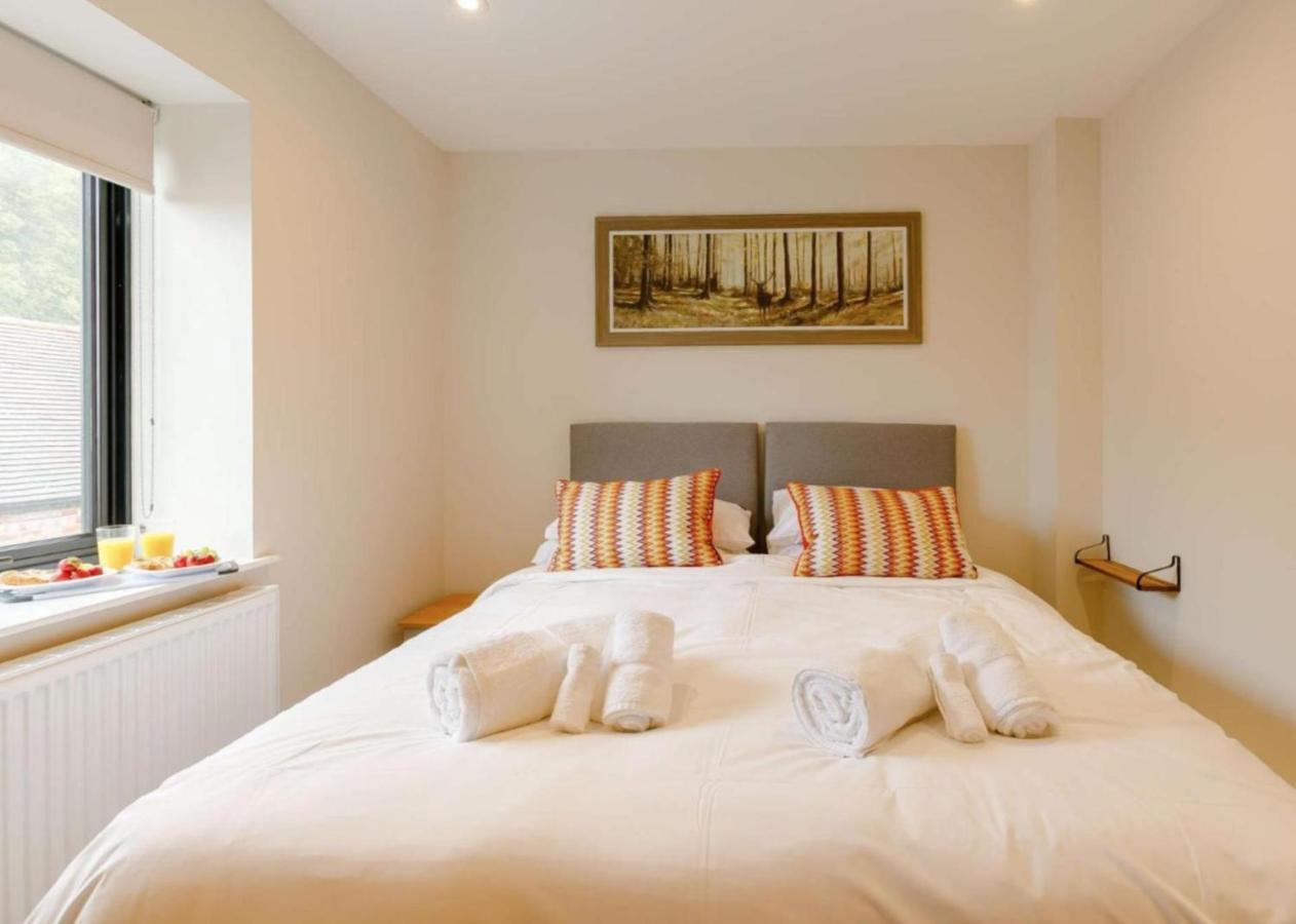Coughton Fawn Cottage Disabled Adapted 3 Bedroom Hot Tub מראה חיצוני תמונה